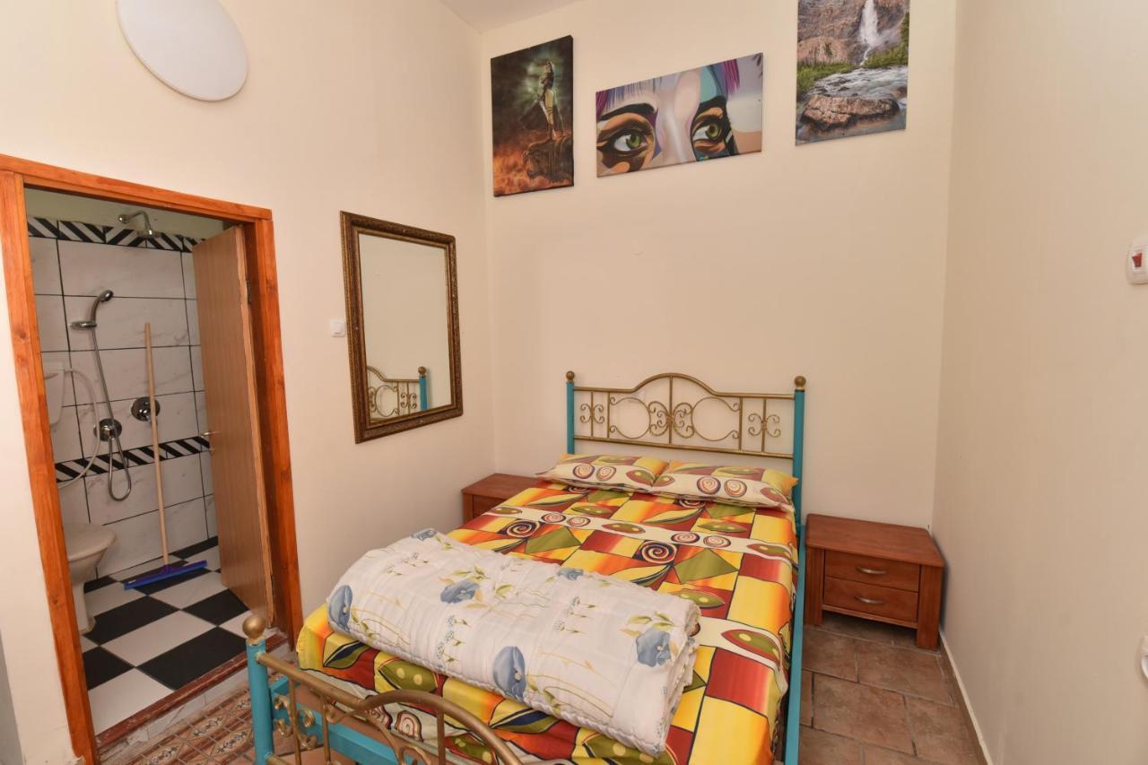 Corinne Hostel Eilat Exterior photo
