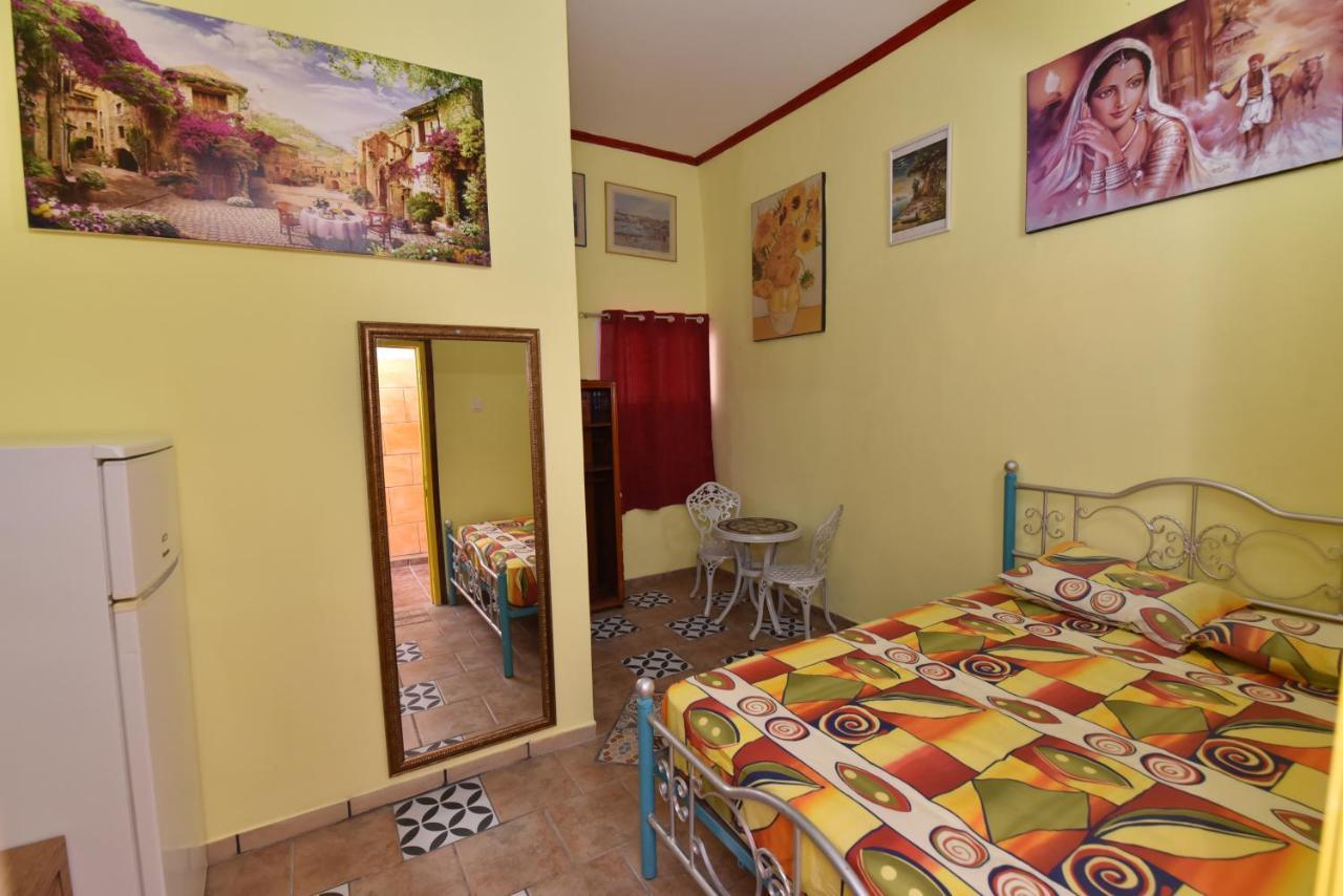 Corinne Hostel Eilat Exterior photo