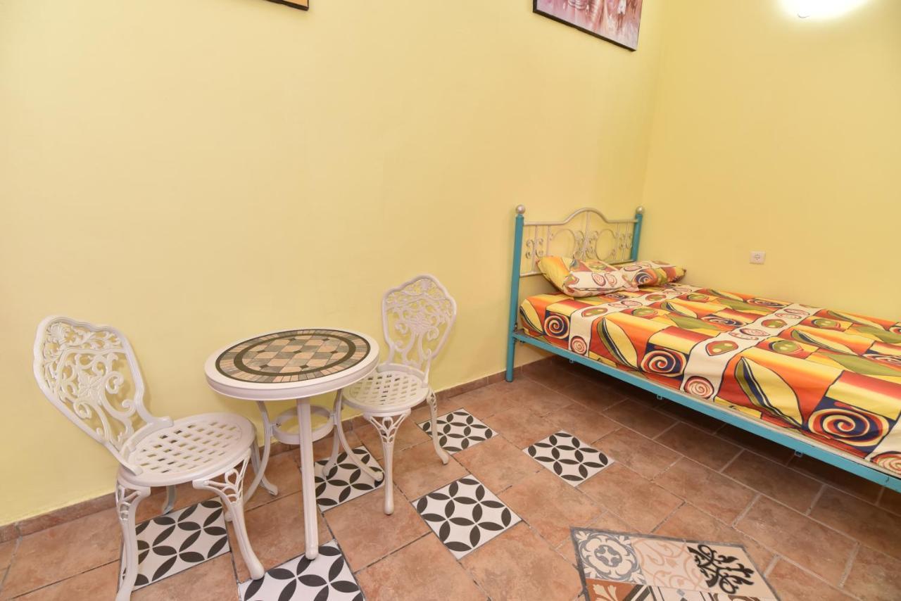Corinne Hostel Eilat Exterior photo